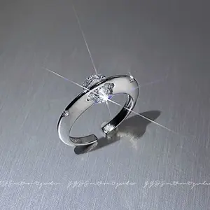 Planetary Ring One-Carat Moissanite Diamond Women's High-Carbon Minimalist Pinky High-End Nipple Unique Photo Ring with Sparkling Design