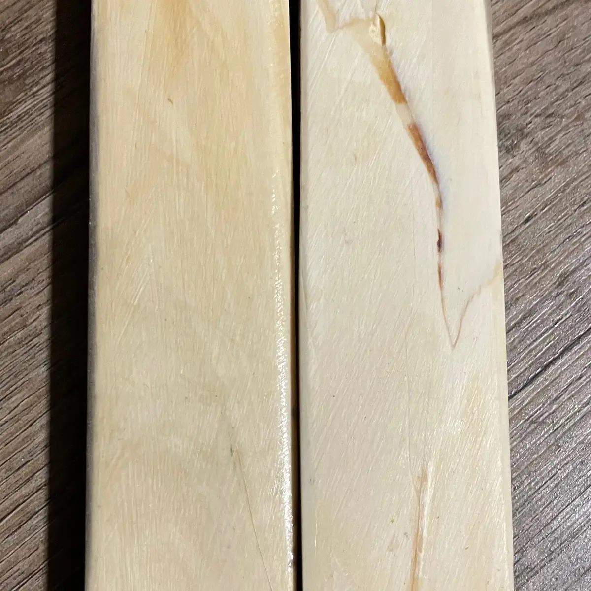 Mammoth Knife Handle Material