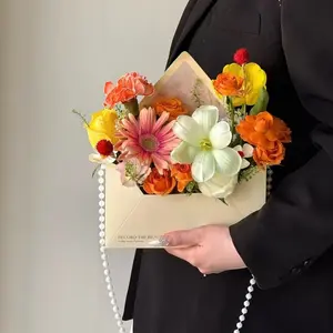 Envelope Shape Flower Gift Boxes with Pearl Handle, Portable Floral Bouquet Packaging, Ideal for Weddings and Gifts, Elegant Design