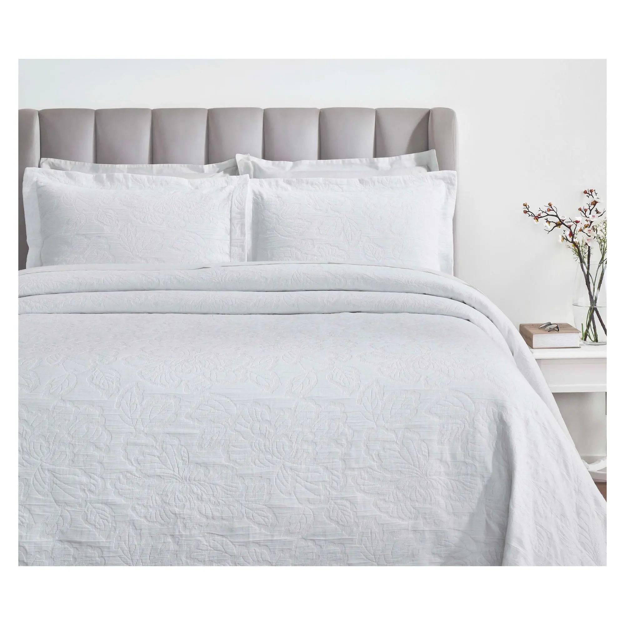 Superior Hibiscus Cotton Bedspread and Sham Set, King