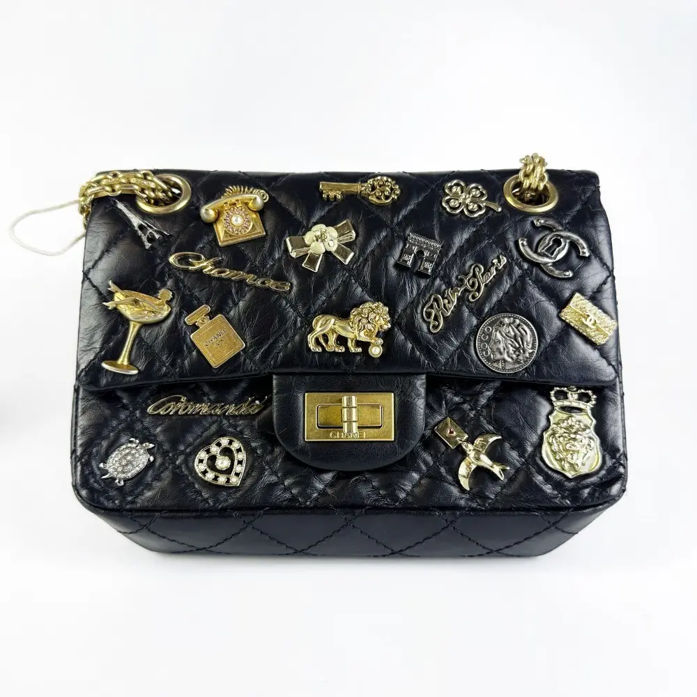 Pre-owned CHANEL Reissue 2.55 Black Quilted Leather Lucky Charm Flap Bag【1070】