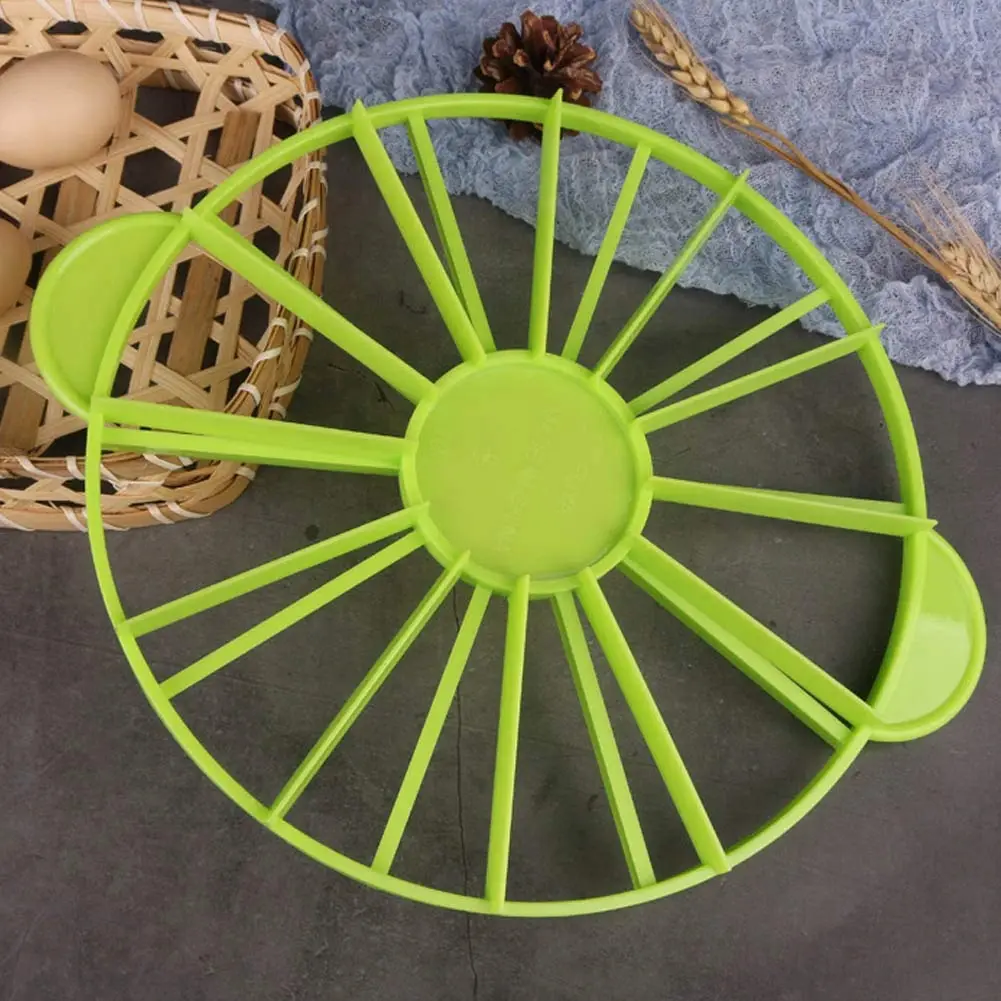 1 Piece Plastic Cake Slicer, Cake Divider, Round Bread Cake Mousse Divider, Baking Tool, Baking Utensils Supplies