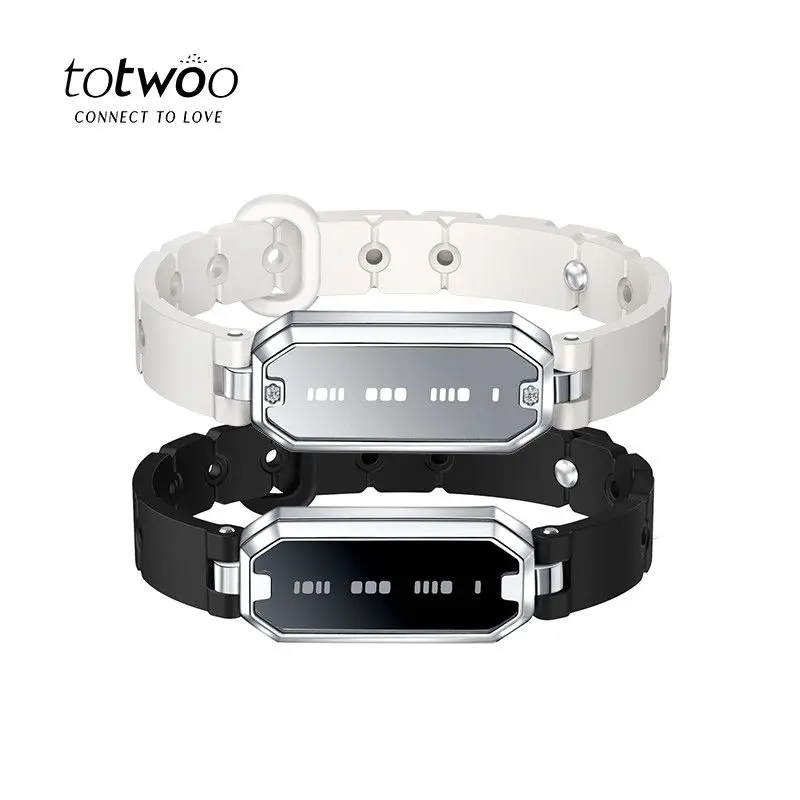 totwoo Long-Distance Couple Bracelets – Remote Interactive Flashing Light, Valentine's Day Gift for Girlfriend, Birthday Present for Her, Secret Message Series
