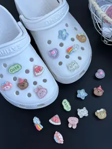 Cute Cartoon Heart & Star & Animal Design Shoe Decoration, Fashionable Shoes Decorations for Clogs, Croc Charms, Shoes DIY Accessories for Women & Girls