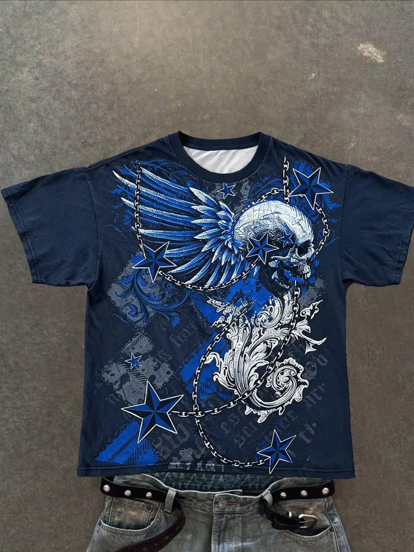 Men's Navy Blue Graphic Skull Wings Star Print T-Shirt, Streetwear Oversized Crew Neck Top, Classic, Y2K Grunge Rock Aesthetic, Vibe & Vintage Design, Versatile Casual Daily Tee for Men, Menswear