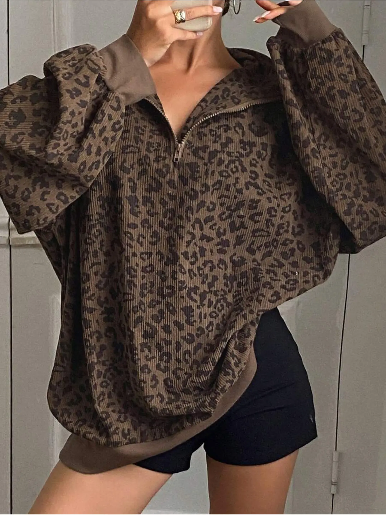Women's Casual Leopard Print Zip-Up Hoodie - Long Sleeve, Loose Fit, Half-Zip Design, Lightweight Retro Style For Spring/Fall
