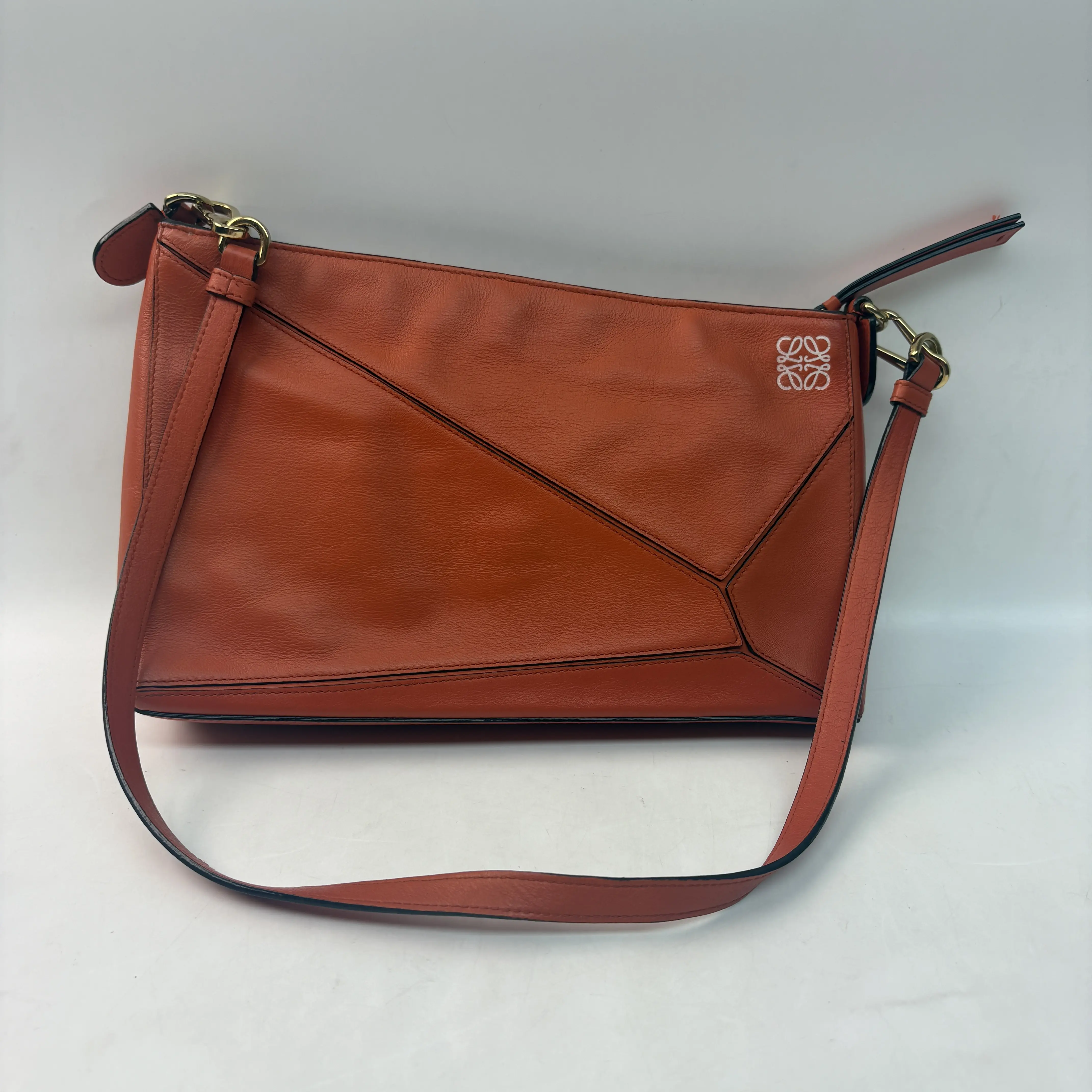 Pre-owned Calfskin Shoulder Bags Loewe Puzzle Orange Shoulder Bag