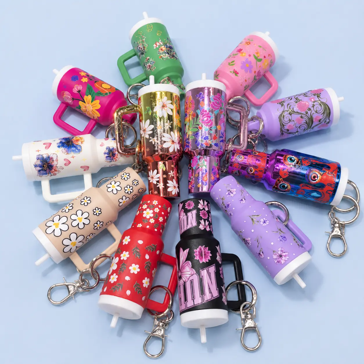 Cute Keychains DIY Craft Kit, 70pcs Mini Cartoon Variety Pack with Random Stickers for Key Chain Decorations & Collectibles, Luminous Glow Set, Keychain Collectibles, 70Pcs Diy Variety