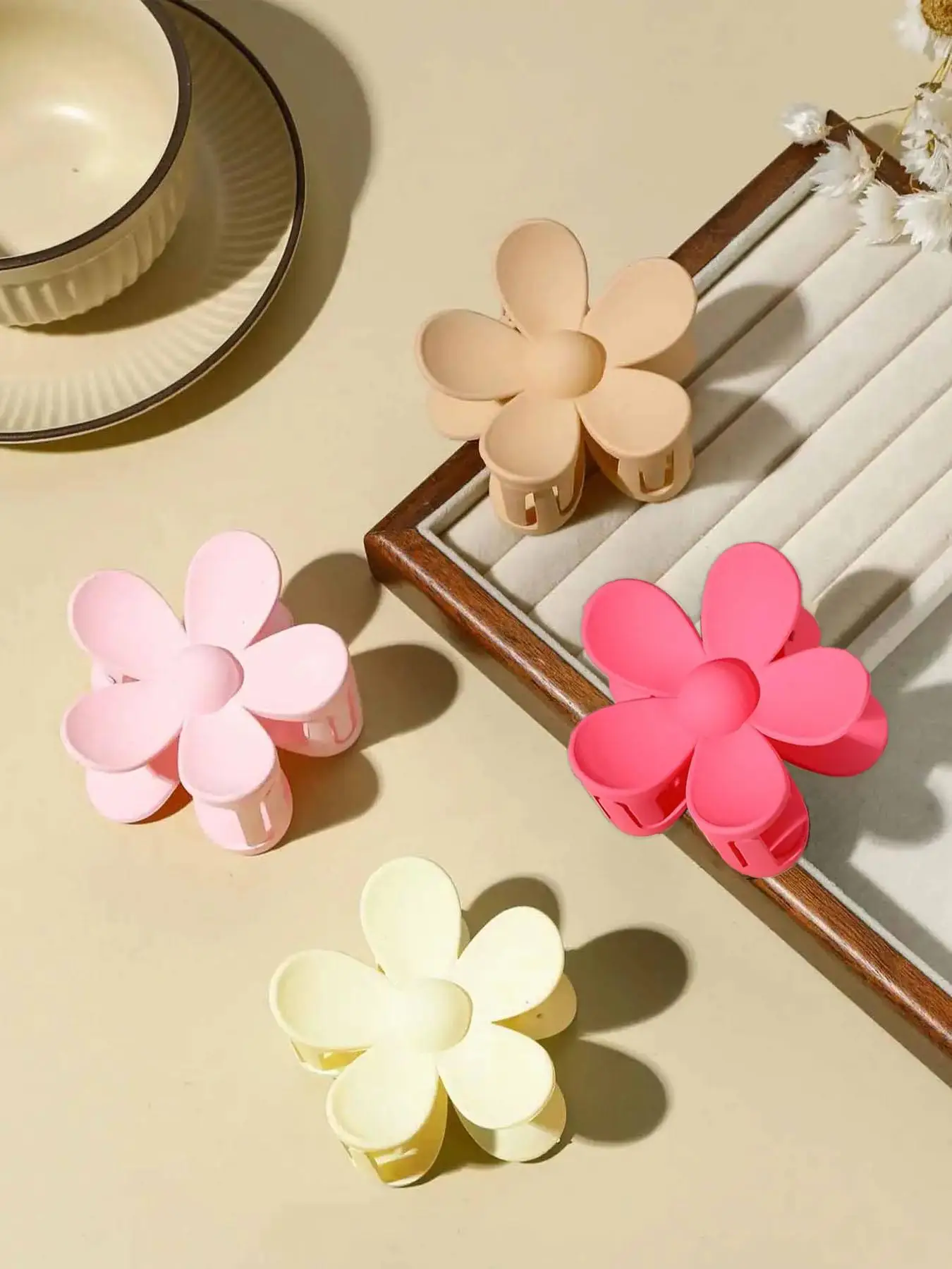 Simple and Cute Flower Design Hair Claws, Summer 2024 Hair Accessories for Women for Party, Daily Clothing Decor, Minimalist Headwear Suitable for Thi