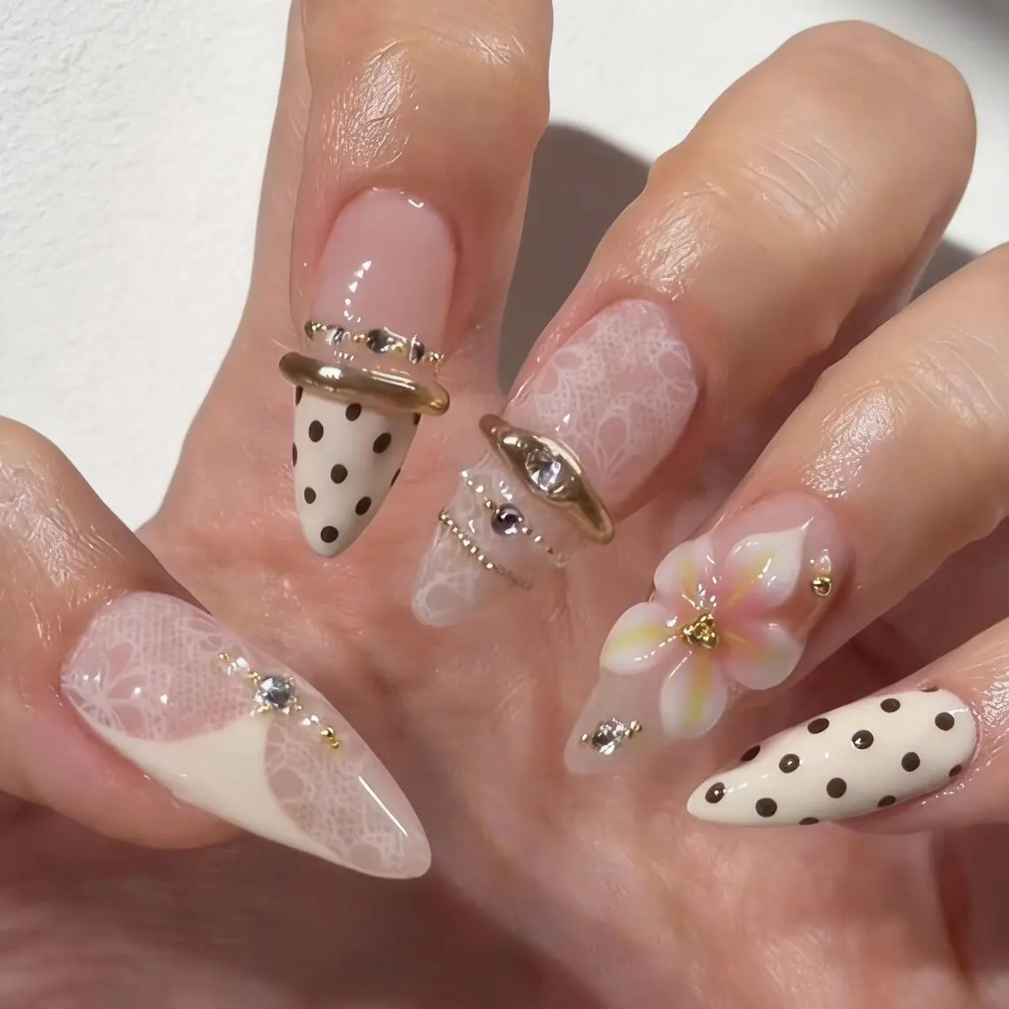 3D Lace Bangle Flower Press On Nails, Handmade Summer Polka Dot Nails, Gel Acrylic Fake Nails, False Nails Set, Cute Elegant Floral Nail Set