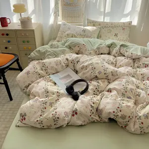 New 3pc Small floral duvet cover three piece set (one duvet cover+2 pillowcases) skin friendly, breathable, suitable for all seasons, machine washable, not prone to pilling, Korean style relaxed atmosphere