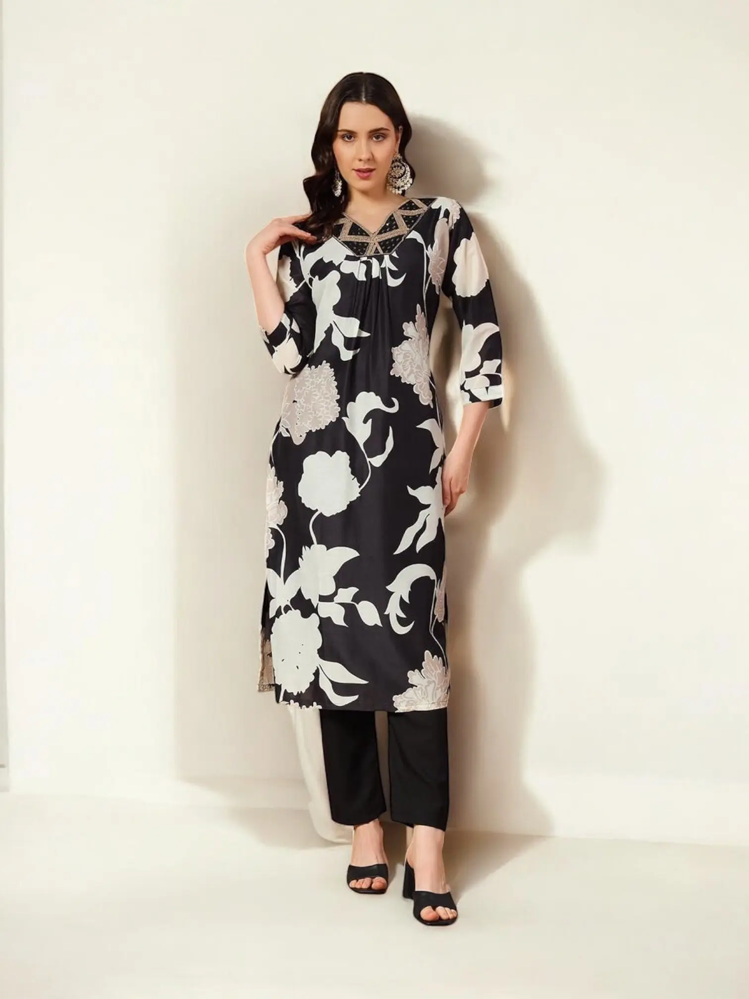 Traditional Kurti Set – Ethnic Wear for Women- Ju09