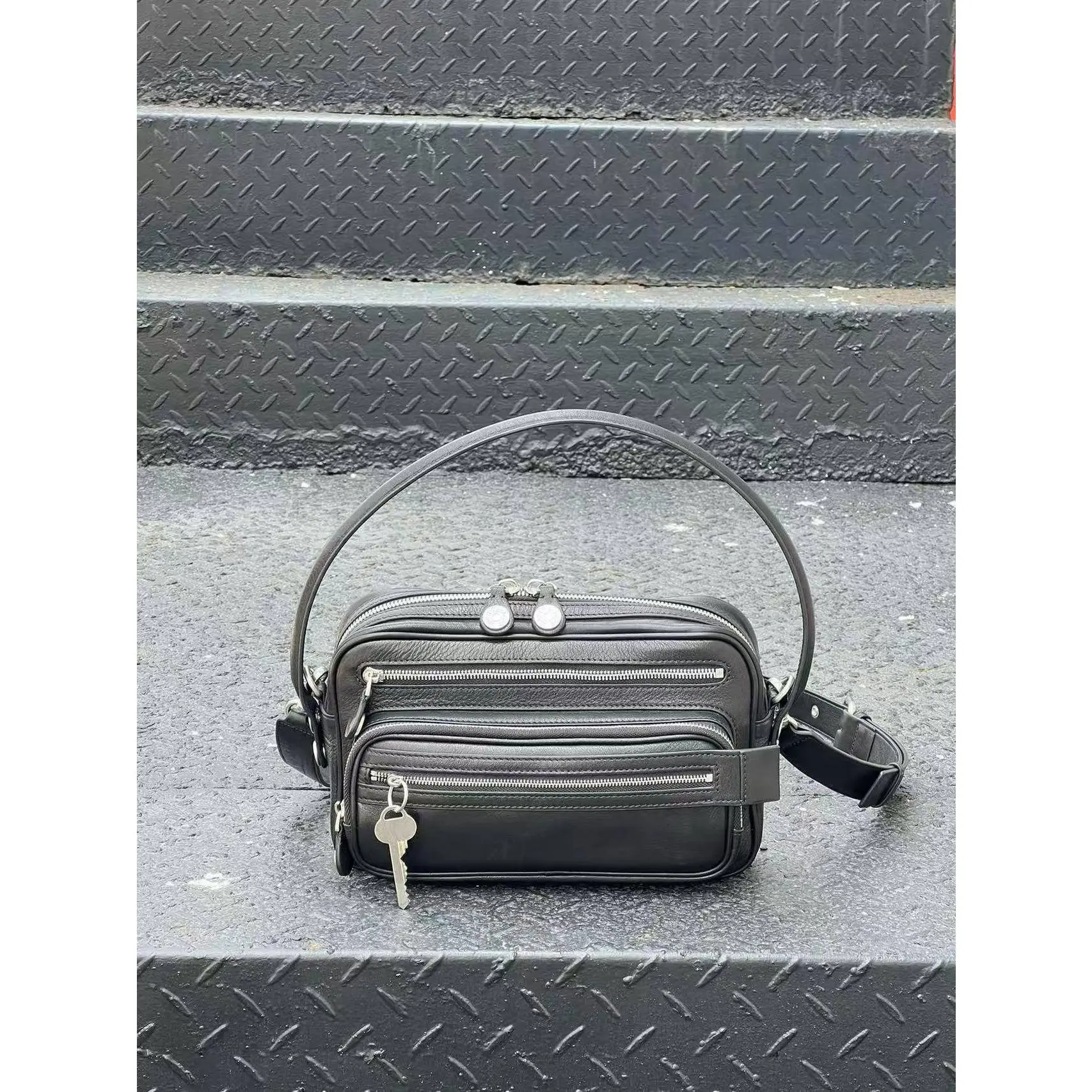 Siena Classic Small — leather crossbody bag 👜