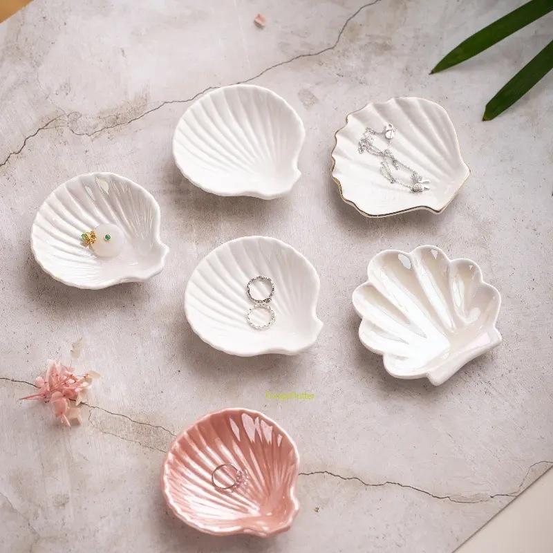 Waterproof White Ceramic Shell-Shaped Tray - Modern Glam Indoor Room Decor, Camping Picnic Accessory, Vanity Table Jewelry Display Holder, Entryway Key Storage Dish