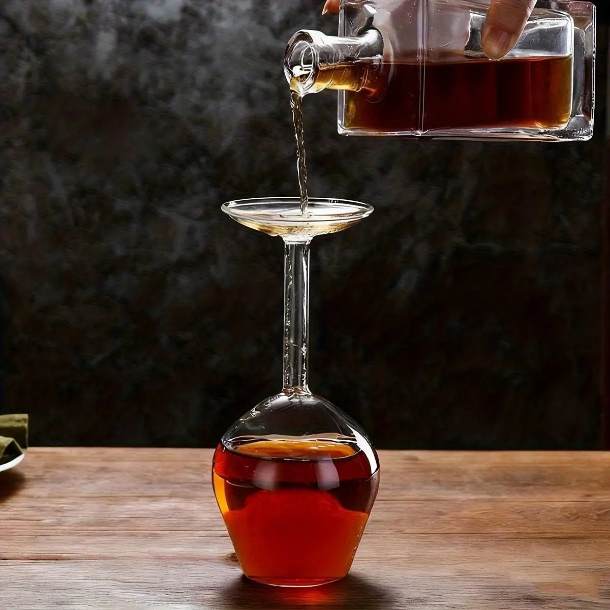 Creative Inverted Wine Glass, 13.53 Oz, Unique Design, High-End Feel, Glass Material, Perfect for Wine, Home Decor, Artistic Atmosphere, Inverted Goblet Glass, premium drinking glasses, Drinkware