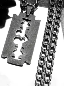 Razor Blade Pendant Necklace for Men Women Black Color Stainless Steel Gothic Mystery Jewelry Steampunk Grunge Hip Hop Cuban Link Chain Necklaces