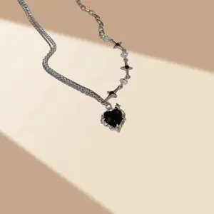 Silver Choker Necklace with Heart Charm Y2K Layered Chain Design