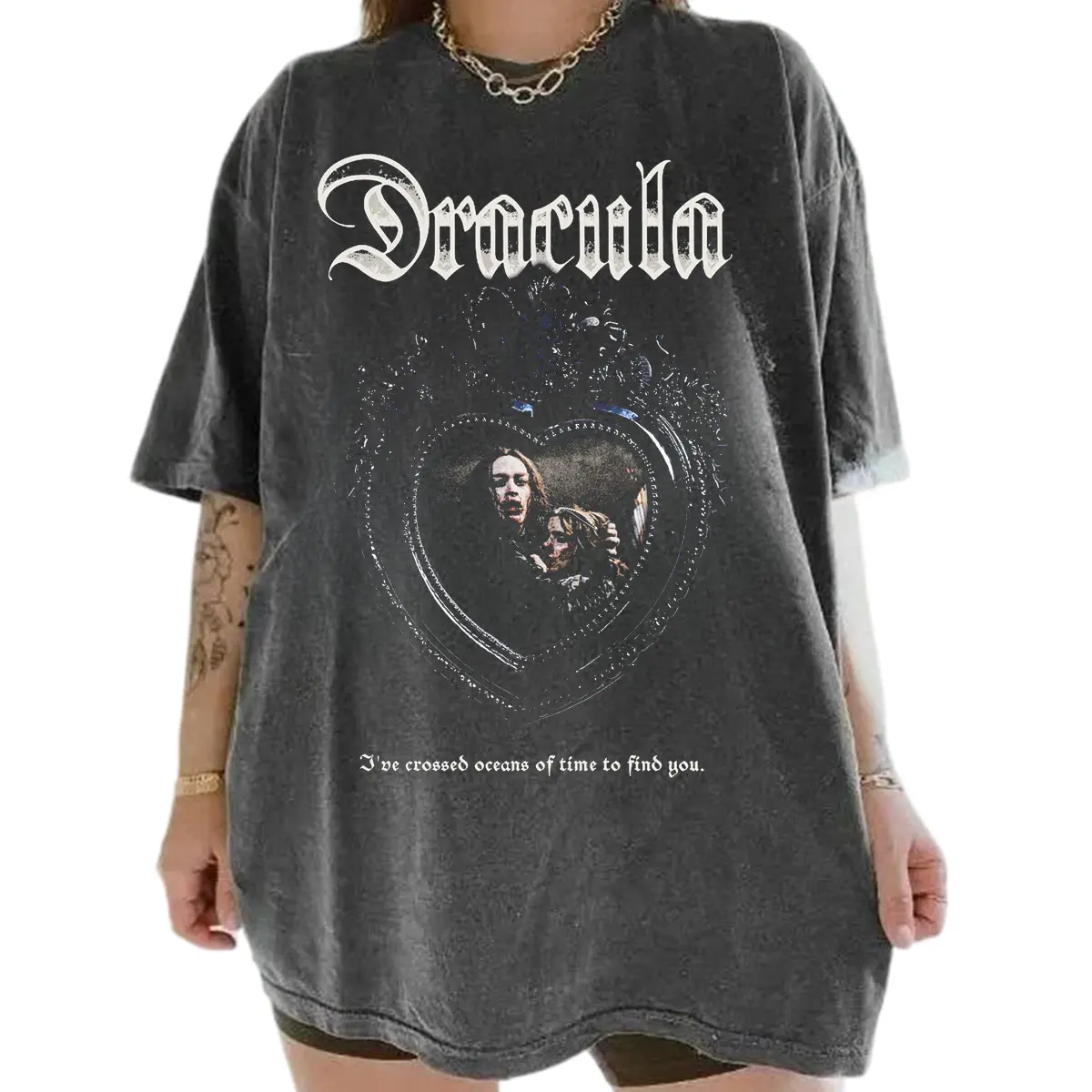 100% Cotton Washed T-ShirtWashed T-Shirt   Bram Stoker's Dracula Gothic T-Shirt, Vintage Vampire Graphic Tee,  Streetwear Top Unisex    (Note: The translation preserves the original product name and aesthetic themes while adapting them to E