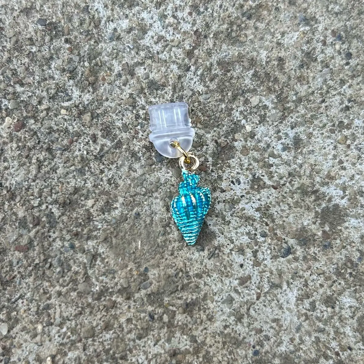 Seashell - Random Color