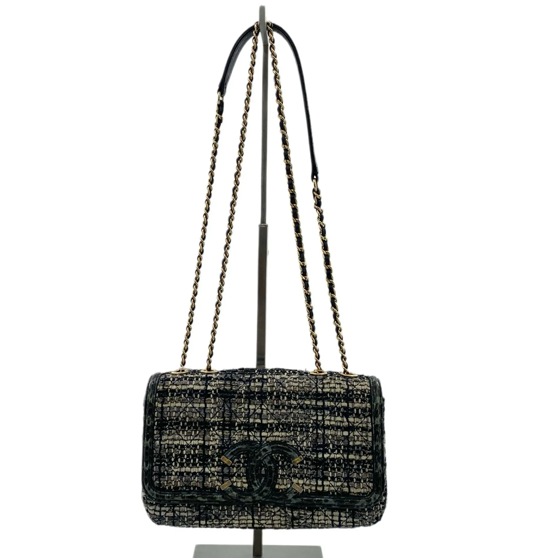 Pre-owned CHANEL Tweed Shoulder Bags CALUXB Snakeskin Quilted Medium CC Filigree Flap Multicolor