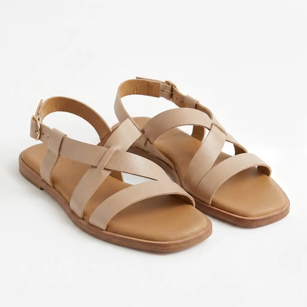 Suri Sandal Almond