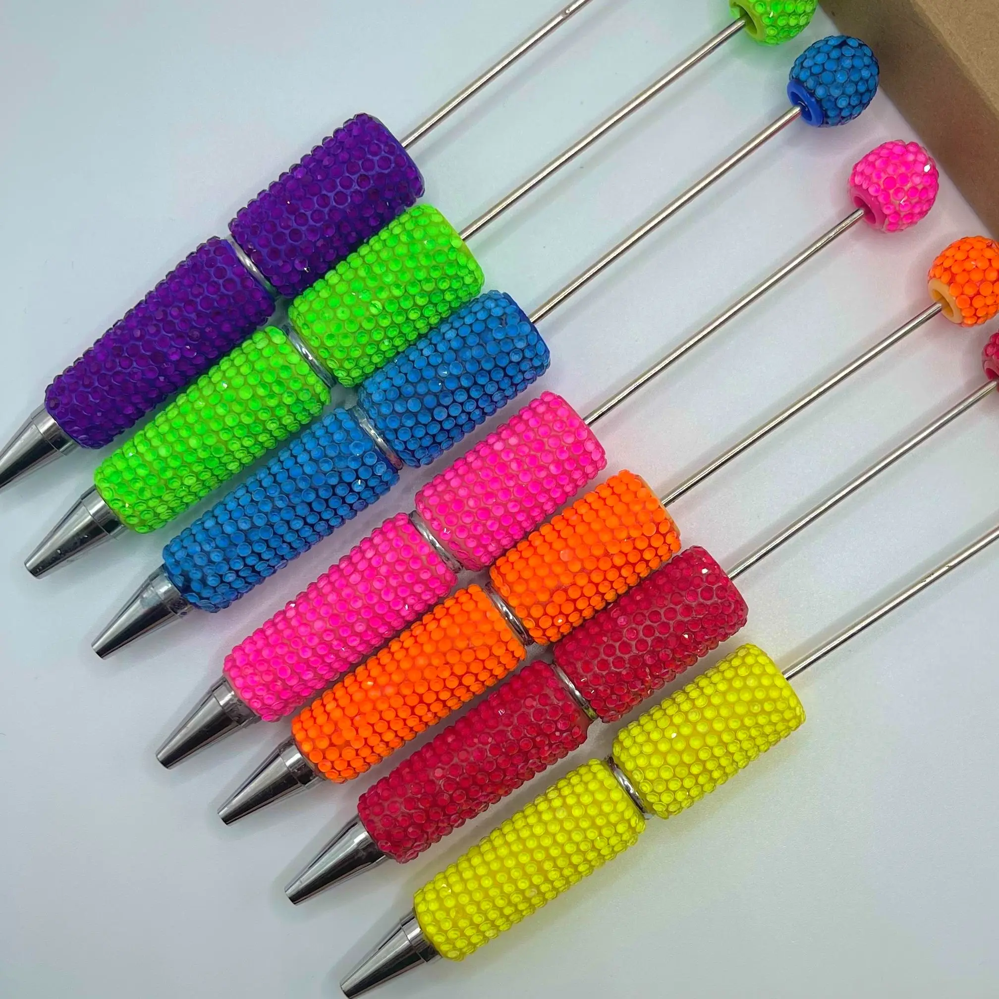 DIY Beaded Pens - Standard Beadable Pens with Full Rhinestone Cover, Vibrant Colors, Durable Design, Retractable, 1.0 mm Medium Ink Tip, DIY Art Gifts for Teachers, Beading & Jewelry Making Craft Supplies
