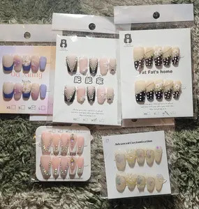 5$ Cute and Simple High quality Press on Nails!