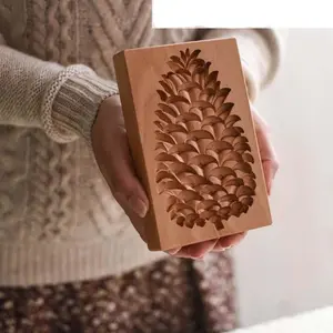 Funny Cookie  Wooden Carved Embossing Mold for Gingerbread, DIY Shapes Cookie  Biscuit Moulds for Cake Decorating Dessert  Sugar Craft, Kitchen Baking Tools (Pine Cone)