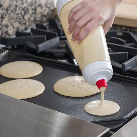Manual Pancake Batter Mixer Bottle with BlenderBall Wire Whisk - Food Grade PP+Silicone Plastic Stainless Steel Kitchen Gadget, Squeeze Dispenser with Detachable Bottom, Reusable, Durable, Easy to Clean, Wide-Aperture Pour Tool for Cupcakes, Muffins
