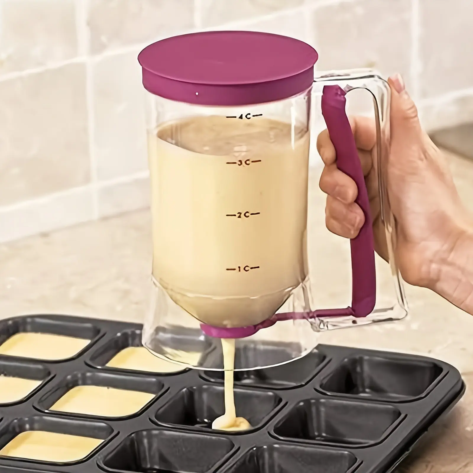 Camping Pancake Batter Dispenser Cup, Portable Quantitative Piping Tool for Outdoor Cooking, Waffle and Pancake Batter Container, Easy Control and Mess-Free Cooking Tool, Measure, Baking Utensils, Baking Accessories, Food Dispenser