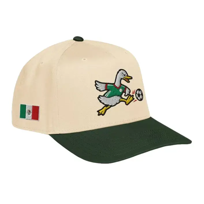 El Pato Merlín México Fútbol Copa Del Mundial 2026 Baseball Cap Embroidered Adjustable Unisex Retro Americana Essential Embroidered Baseball Cap Custom Thread Color Vintage Soft Cotton Adjustable Hat Trendy Streetwear Gift for Men & Women