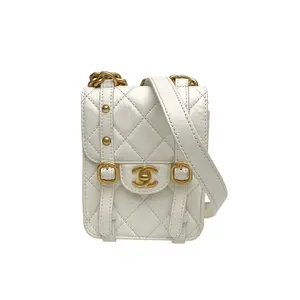 Pre-owned CHANEL leather Tote Bags 【Zanna】CF Seasonal Style 21 Autumn Winter Vertical Version Cambridge Bag White C Chip Open Gold Clasp