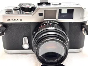 MINT Voigtlander Bessa R Rangefinder Camera plus Ultron 35mm f1.7 Lens and Leather Case | Film Tested & Pristine!
