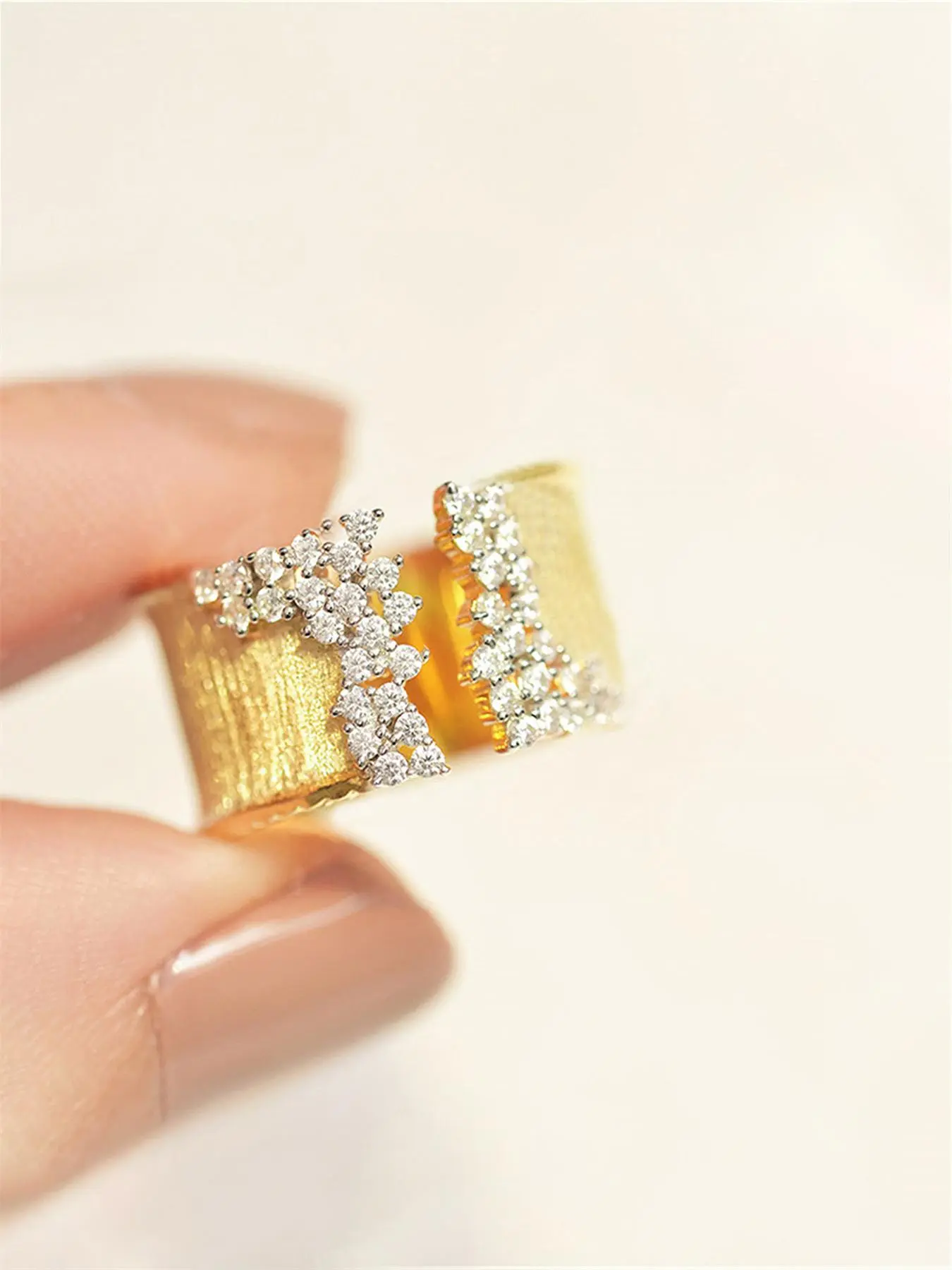 Artificial Inlaid Zircon Decorated Ring, Beautiful rings, Jewelry for Party, Daily Clothing Decor, Birthday Gift, Vintage Oval Starburst Ring, Sparkling Zircon Inlay
