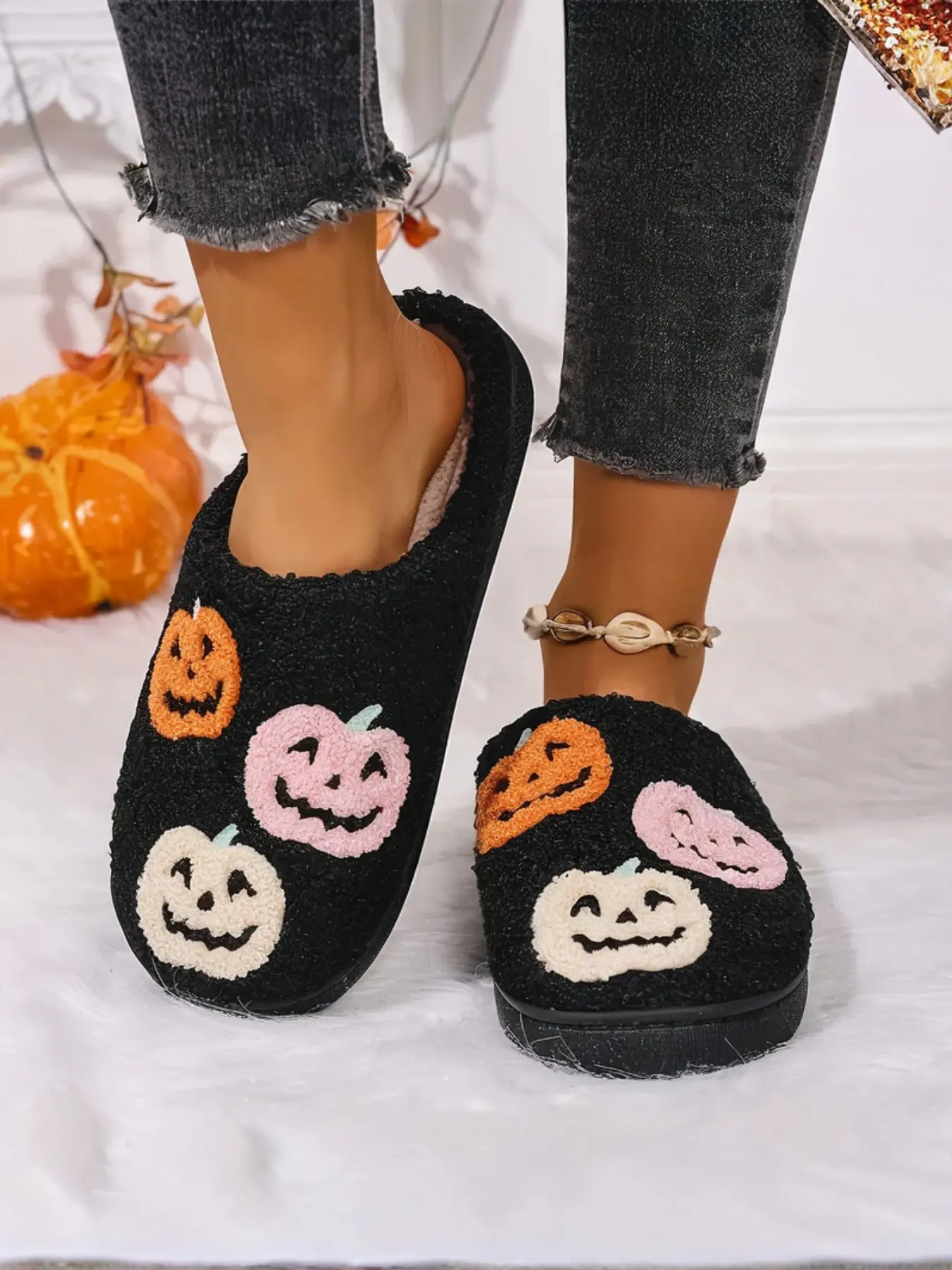 Halloween Embroidered Women's Slippers, Fall Winter Warm Anti-Slip Unisex, Fashion Textile Upper Rubber Sole, Indoor Cartoon Pattern, Cute Slippers