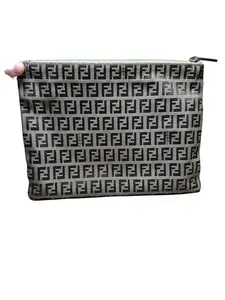 Pre-owned FENDI Canvas Crossbody Bags Zucca Print Pouch And Crossbody Perfect For Daily Use