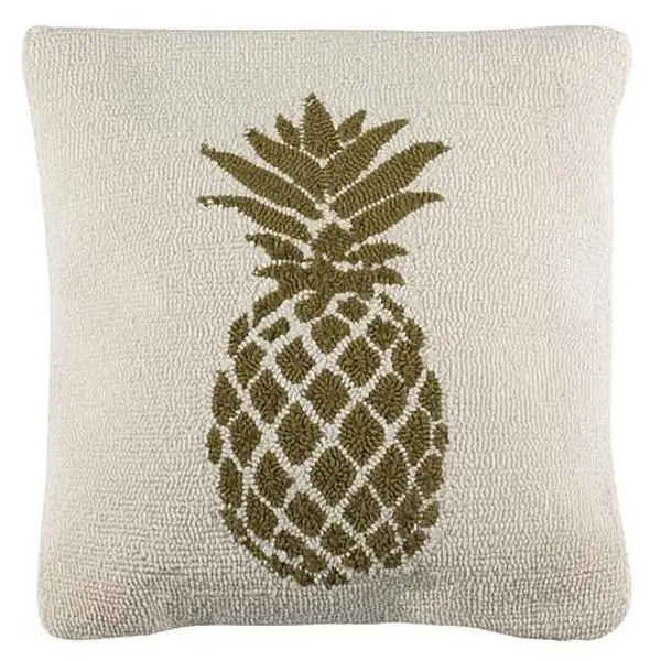 Safavieh Pure Pineapple 20" x 20" Outdoor Pillow Safavieh Pure Pineapple 20" x 20" Outdoor Pillow