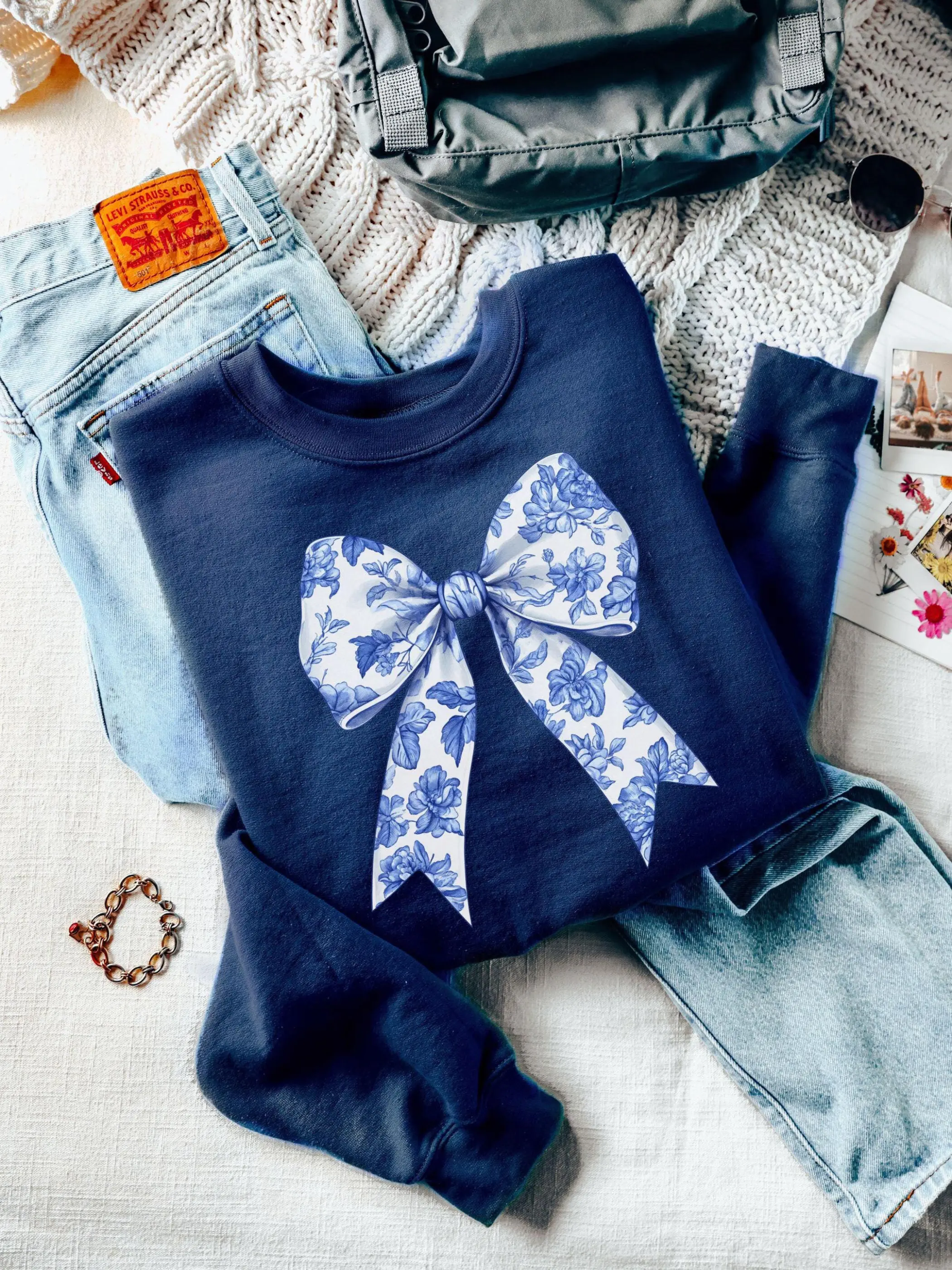 Floral Bow, Blue Ribbon Sweatshirt, Girly Aesthetic Crewneck, Cute Coquette Bow sweatshirt, Toile Blue Bow Sweatshirt,