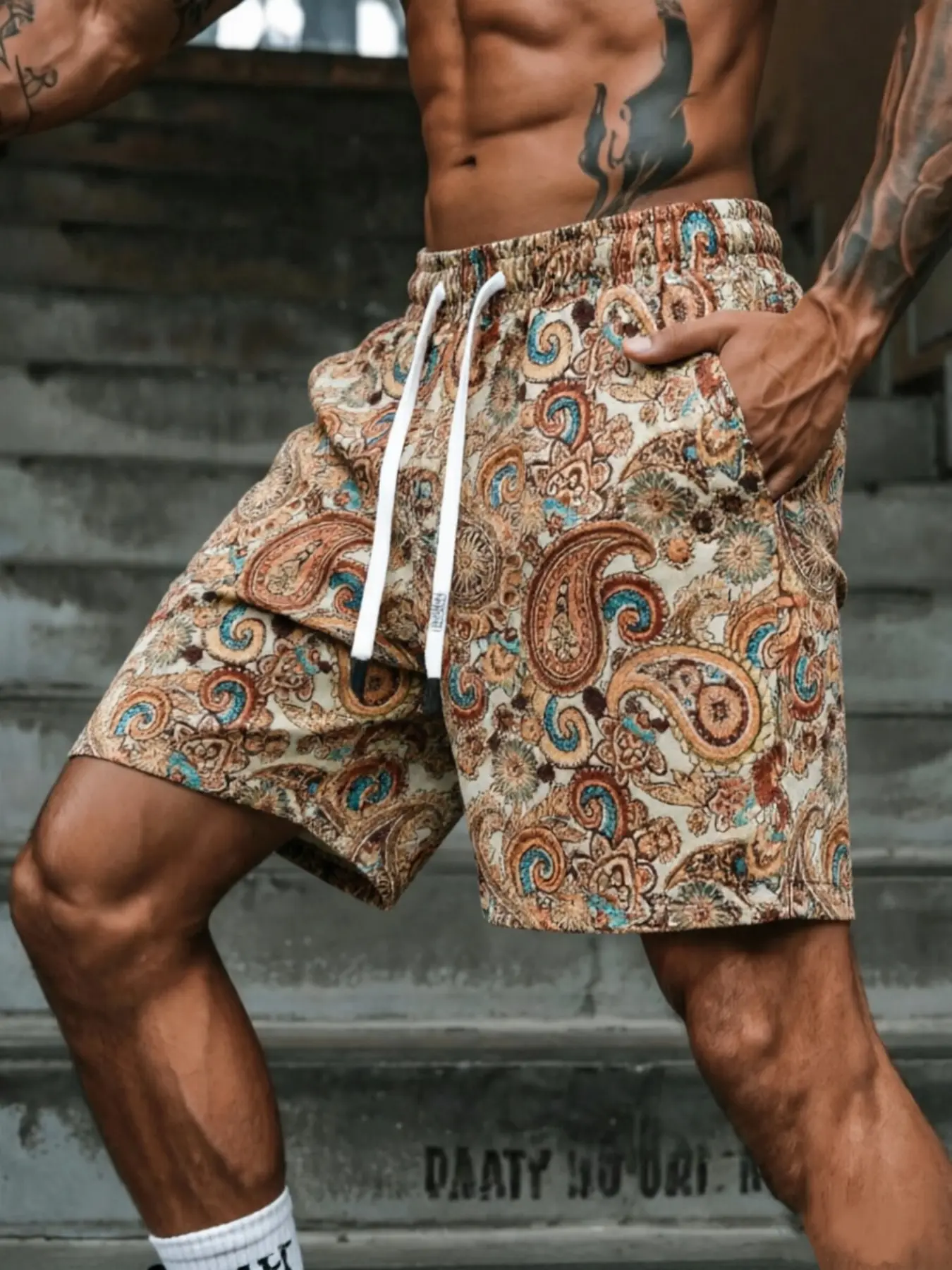 Men's Ethnic Paisley Pattern Shorts, Vintage Design, Elastic Waist with Drawstring, Loose Fit Summer Beach Pants, Casual Vacation Wear Beach Shorts Clothes