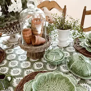 Round Willow Basket Pedestal Riser