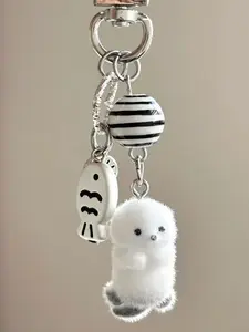 Valentine's Day cute  meow heart pendant, black and white cat pearl hair ball pendant key chain,  niche exquisite fashion simple and versatile,  couples sweet confession lovely exquisite gift pendant, Cute Charms Keychain, Cute Soft Keychains