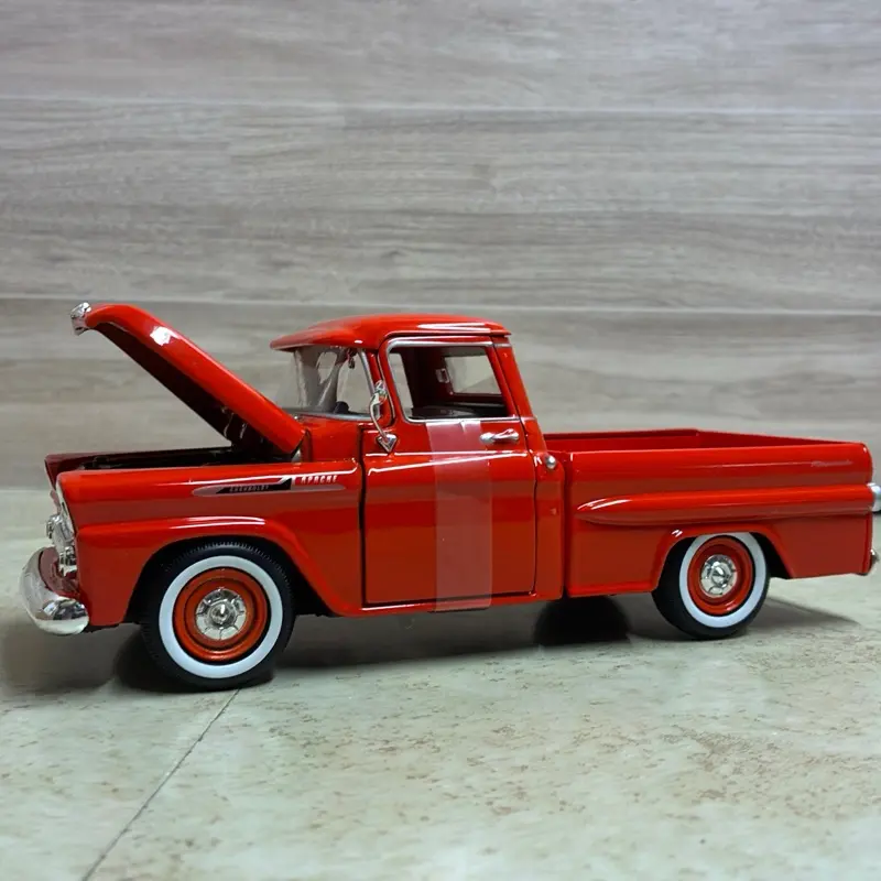 1958 CHEVY APACHE FLEETSIDE RED BY MOTORMAX