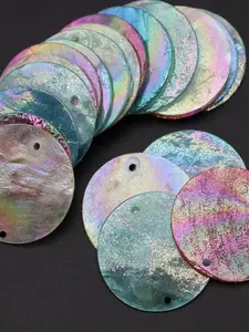 50pcs 30mm Natural Capiz MOP Round Pendant Set, Suitable for Earrings or Necklace DIY Jewelry Making, Elegant Floral Pattern, All Seasons, Diy Jewelry Decoration, Shell Pendants, Diy Jewelry Accessories
