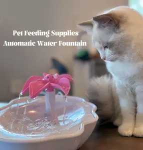 Pet Feeding Supplies Automatic pet water dispenser Five layers of filtration provide clean, flowing water of 1.8L