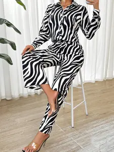 Two-piece set of women's black and white zebra pattern lapel shirt + high-waisted wide-leg trousers set, fashionable and personalized thin suit, suitable for spring and autumn, suitable for daily street and light social occasions