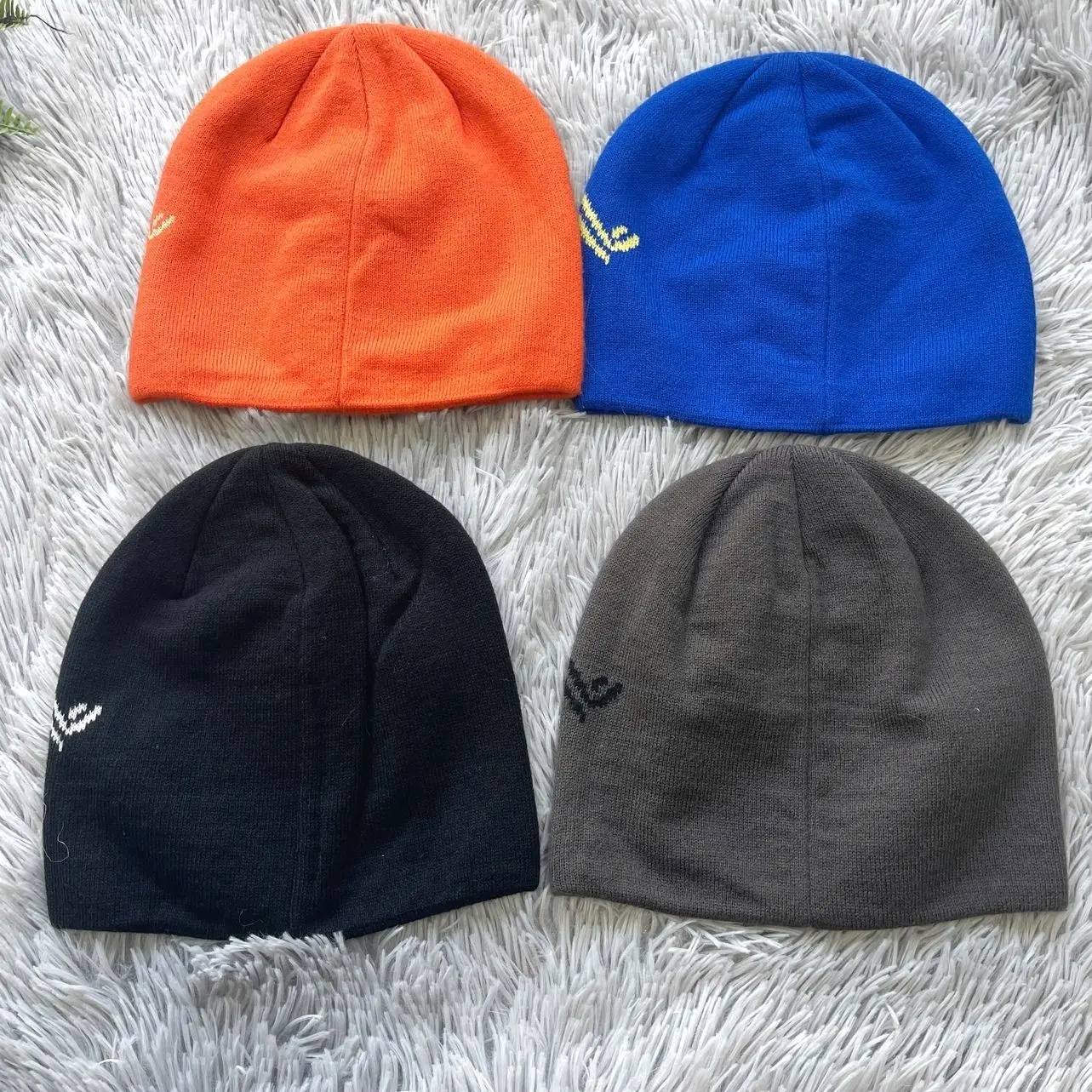 Trendy Y2K Wool Knit Beanie Soft, warm, and stylish winter hat – TikTok viral design inspired by Arc, perfect for men & women, Snowboarding & Travel