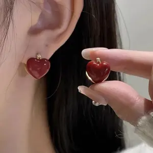 Shiny Ankora Red Heart Oil Drop Earrings, Vintage Fashion,  DDES0275 High-end Style, Elegant Ear Clips, Unique Design, Versatile Earrings, 14K Gold Plated
