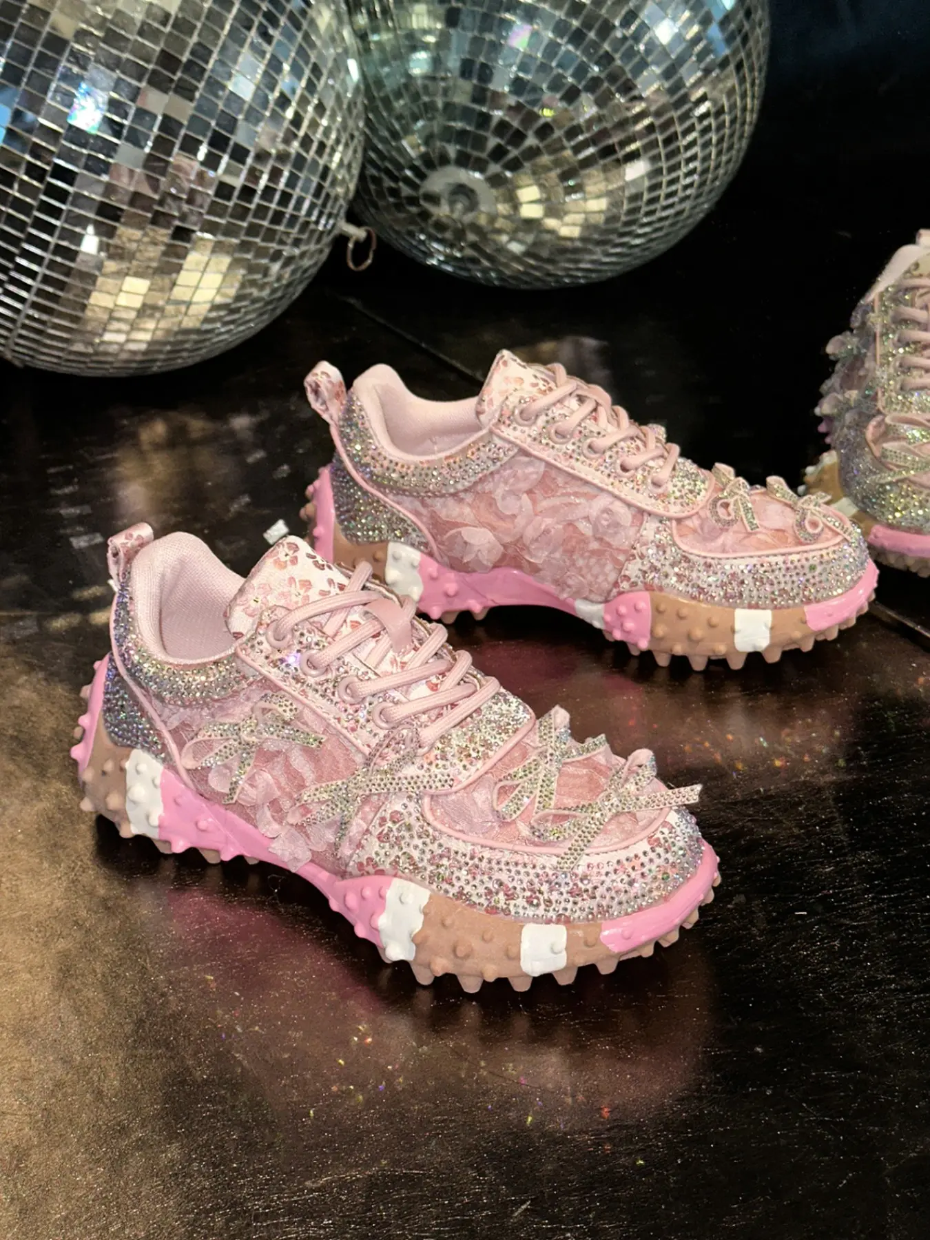 New Fashion Casual PU Leather Shoes, Rhinestone Butterfly Knot Design, Lace Thick Sole, Height-Boosting Sporty Sneakers for Women