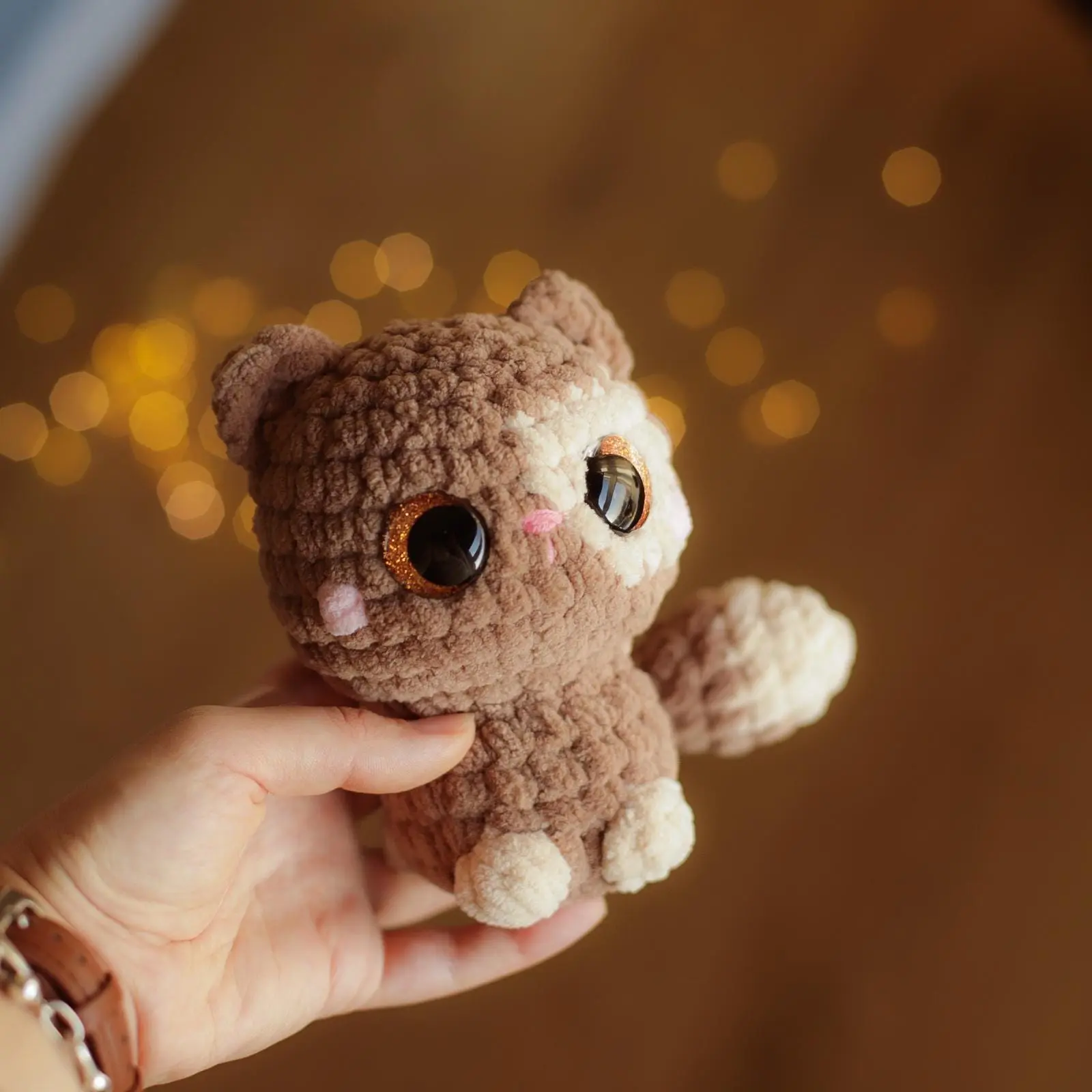 Handmade Plush Squirrel Toy – Soft Crochet Amigurumi Animal for Kids & Gift Lovers