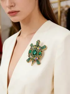 Vintage Turtle Brooch Cartoon Design, Retro Style Sea Animal Pin, Unique Fashion Accessory for Casual Wear Jewelry
